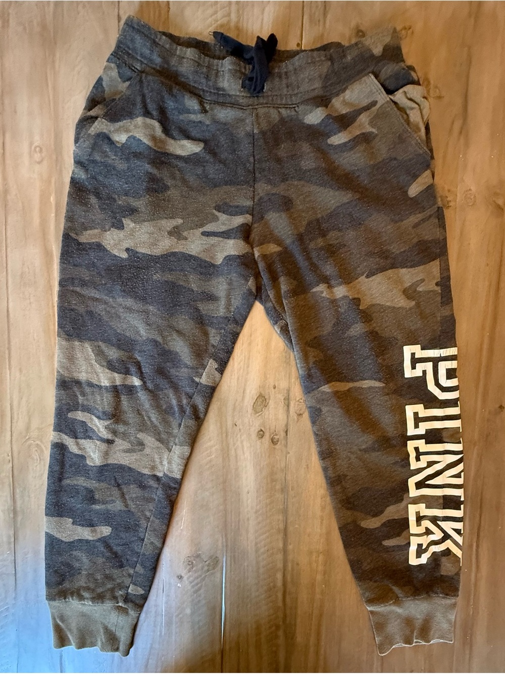 PINK Victoria's Secret Women’s Camo Joggers in Black, grey and green Medium